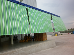 Mái hiên kém chất lượng có thể gây ra nhiều tác hại khác nhau