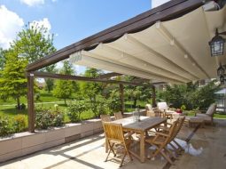 Mái xếp lượn sóng có cấu tạo đơn giản và rất dễ sử dụng