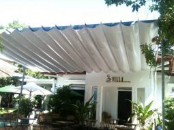 Mái xếp lượn sóng được lựa chọn nhiều bởi vẻ đẹp sang trọng